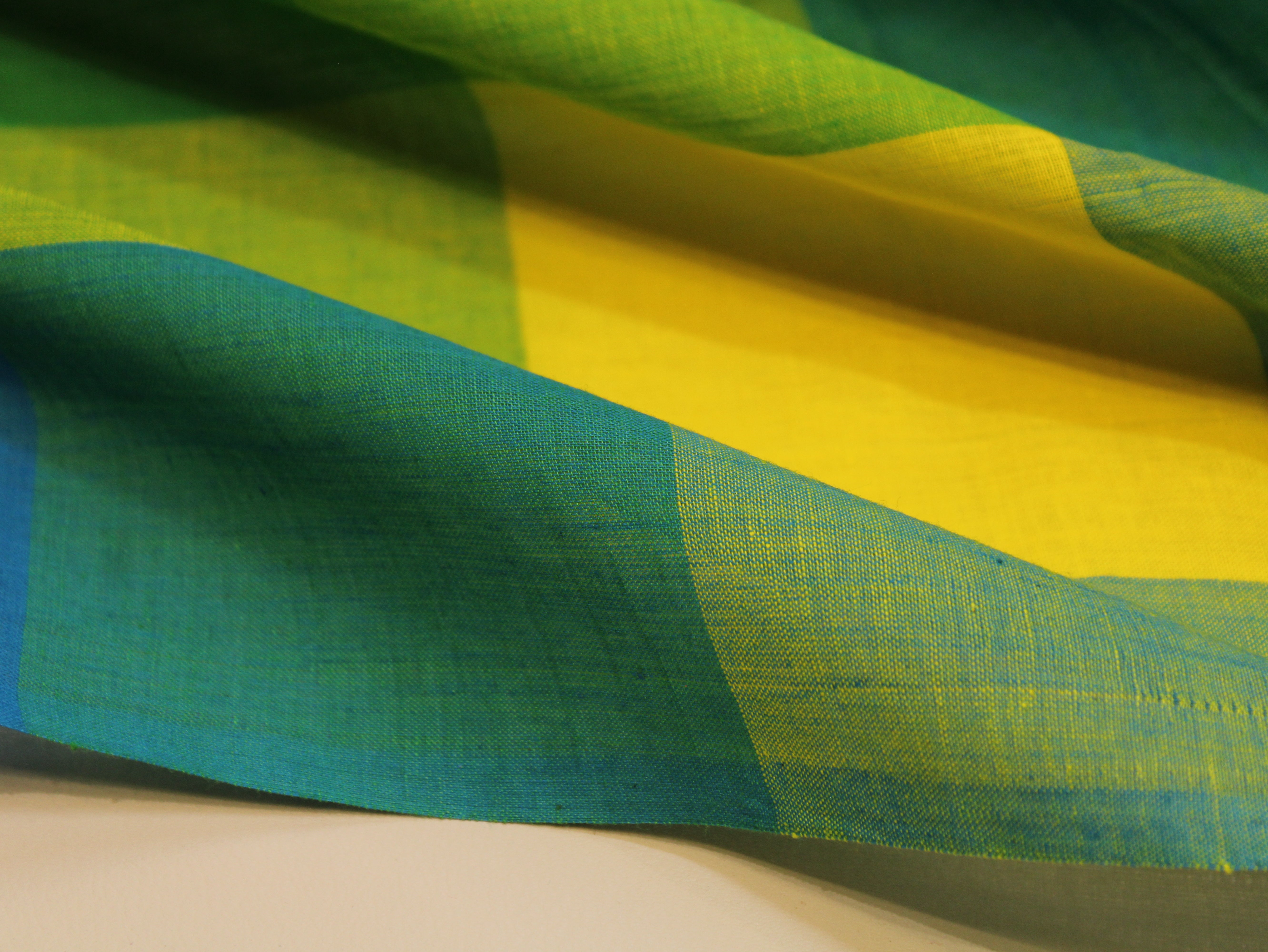 Pure Cotton Handloom Big Multi Checked Fabric 44 Inch (4x4 Checks) – Mfoks