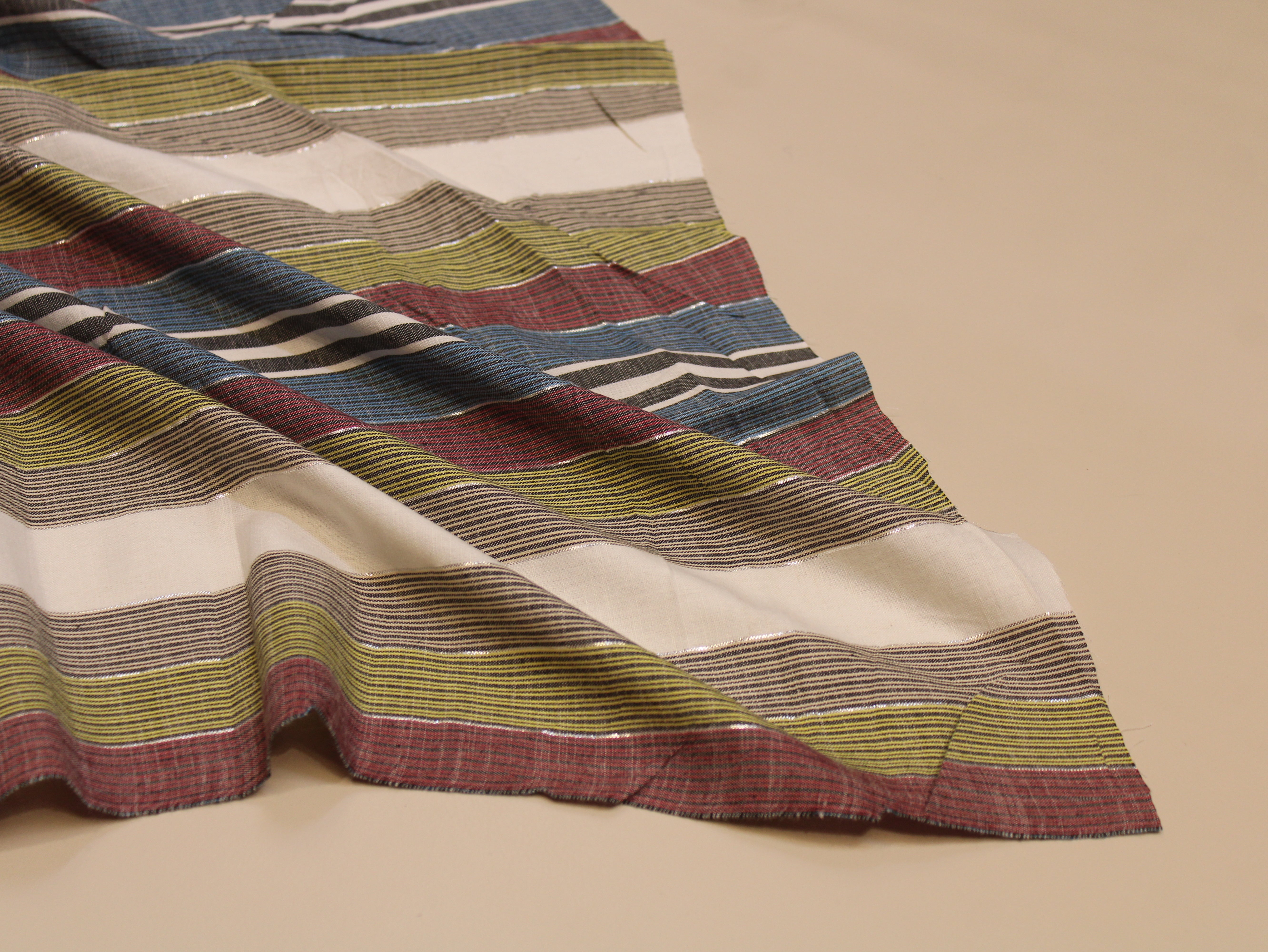 Multicolour Handloom Woven Fabric with Lurex - 40 Inches