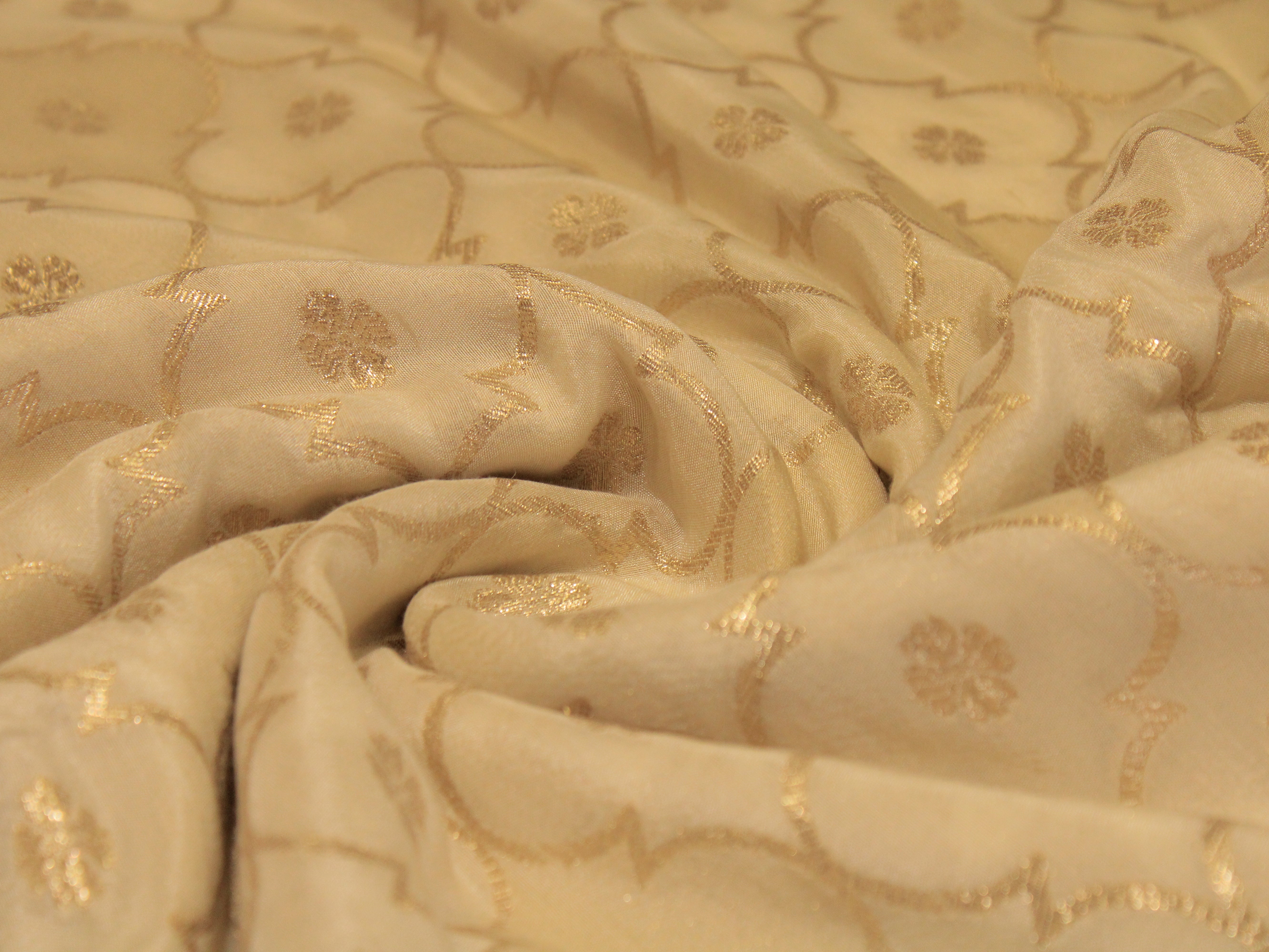 Ivory Elegance: Premium Jacquard Tissue Fabric - Dyeable