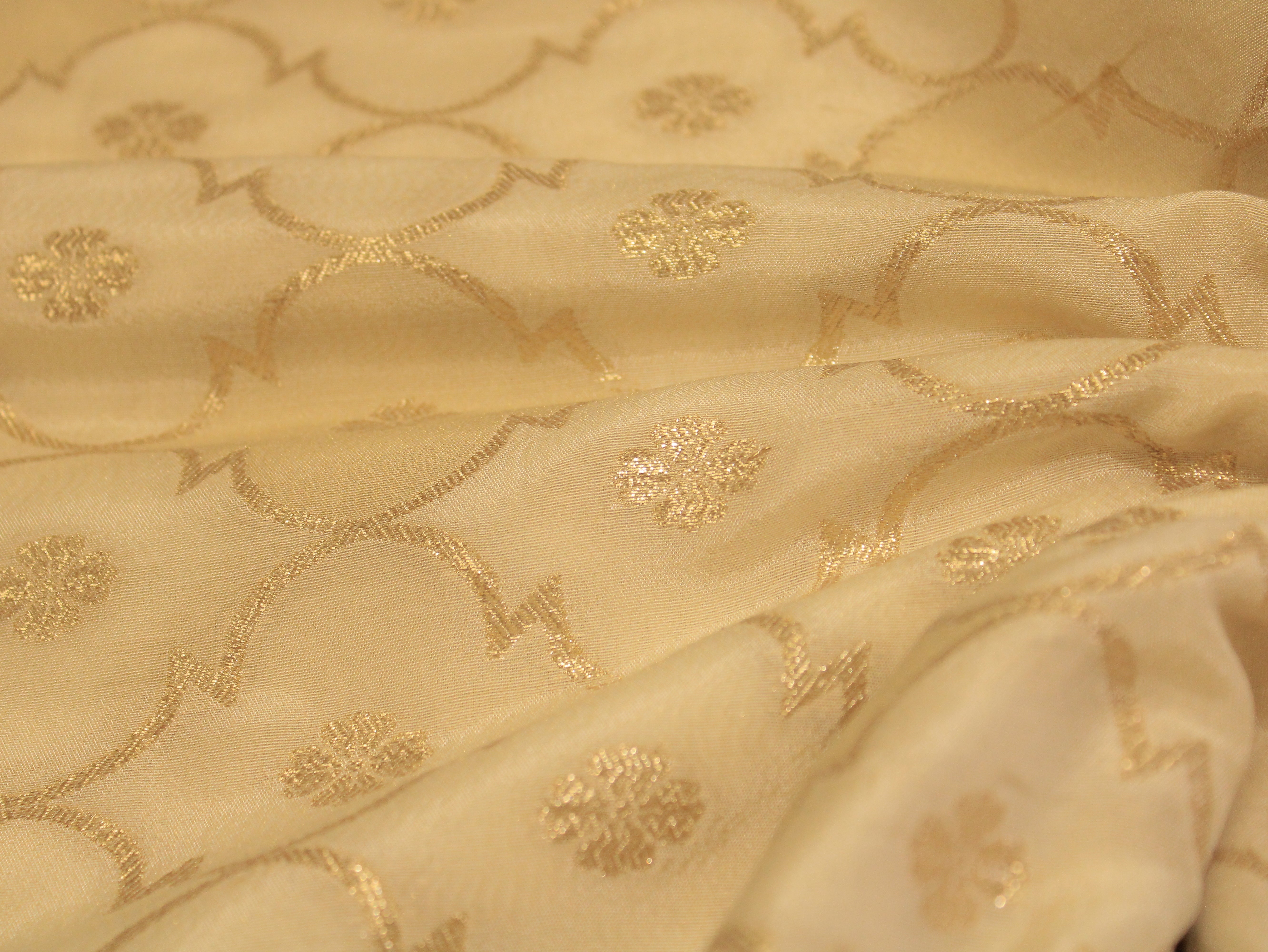 Ivory Elegance: Premium Jacquard Tissue Fabric - Dyeable