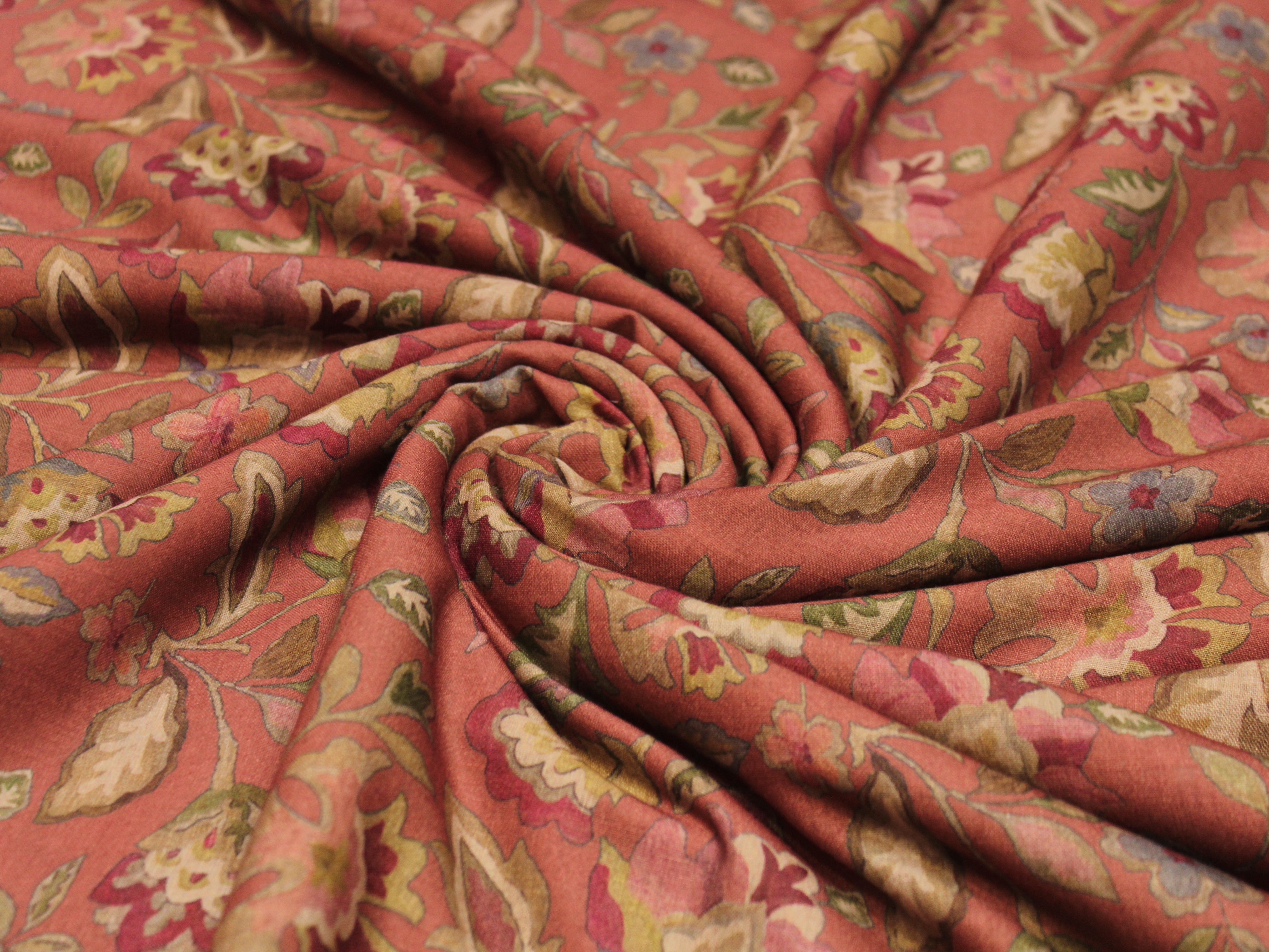 Digital Printed Linen Texture Slub Cotton Fabric 44 Inches