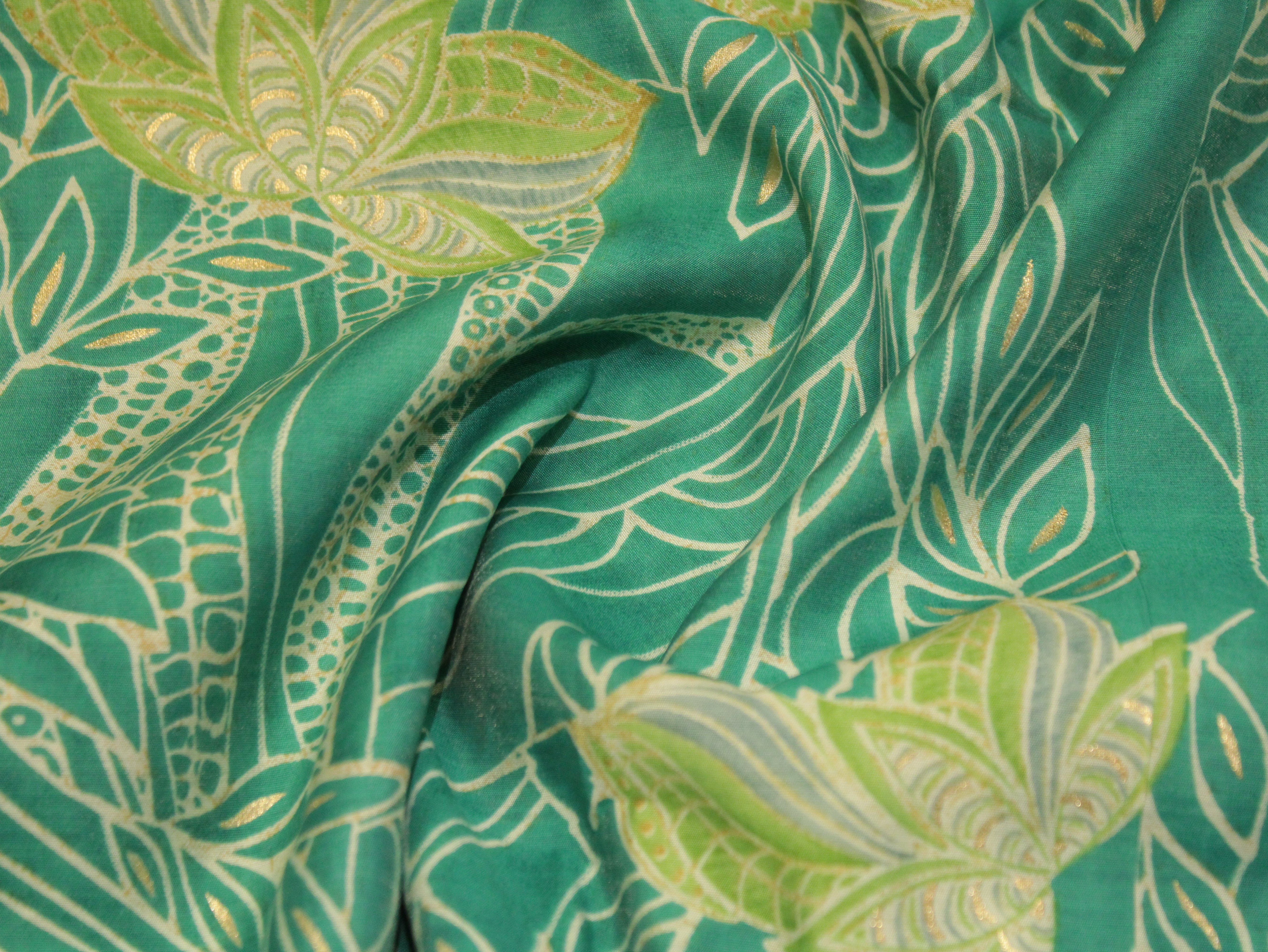 Loud : Digital Print Muslin Silk Fabric