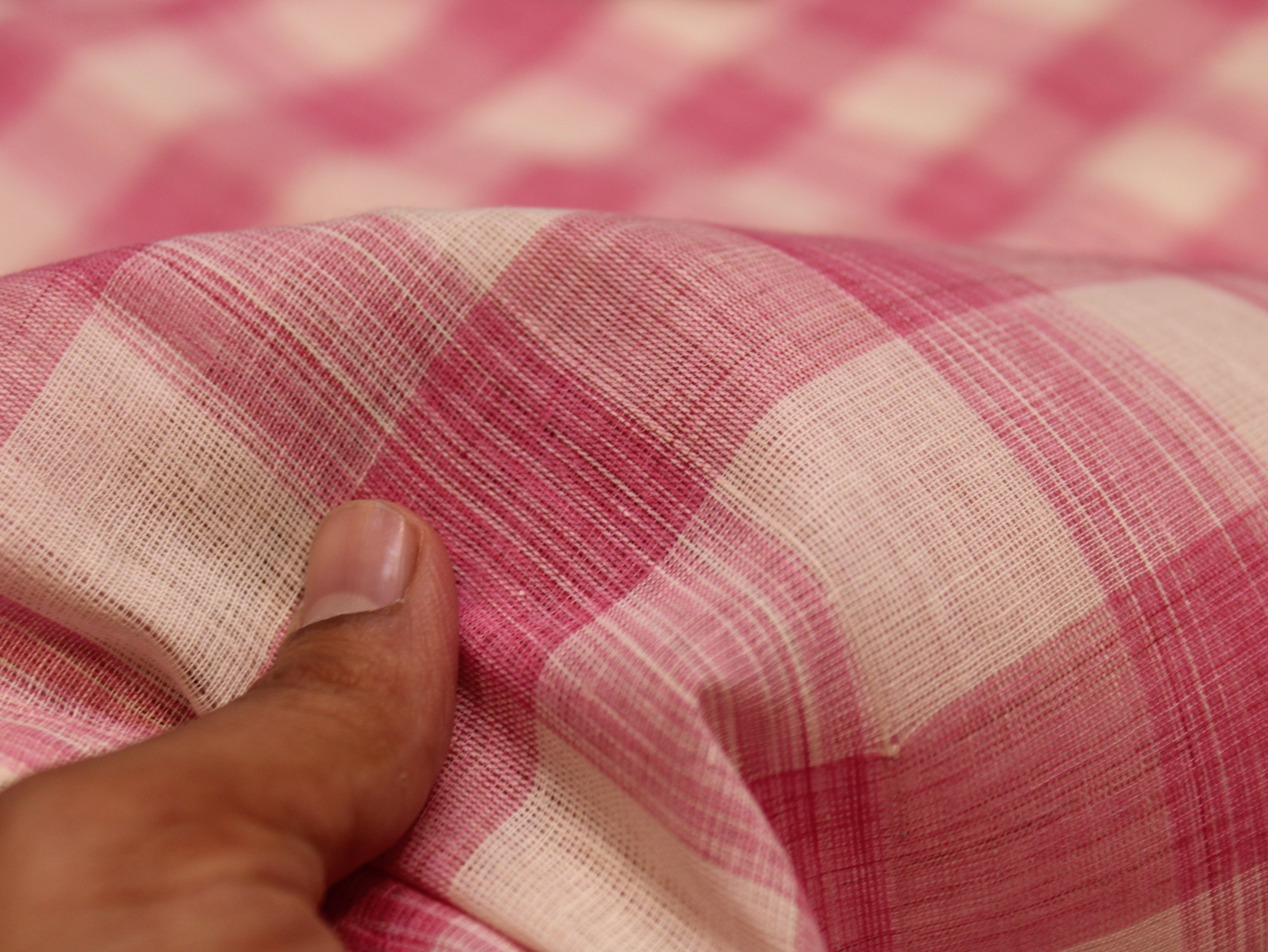 Pure Cotton Handloom Gingham Check Fabric 44 Inch | Box Check Handwoven Fabric -  Pink & White