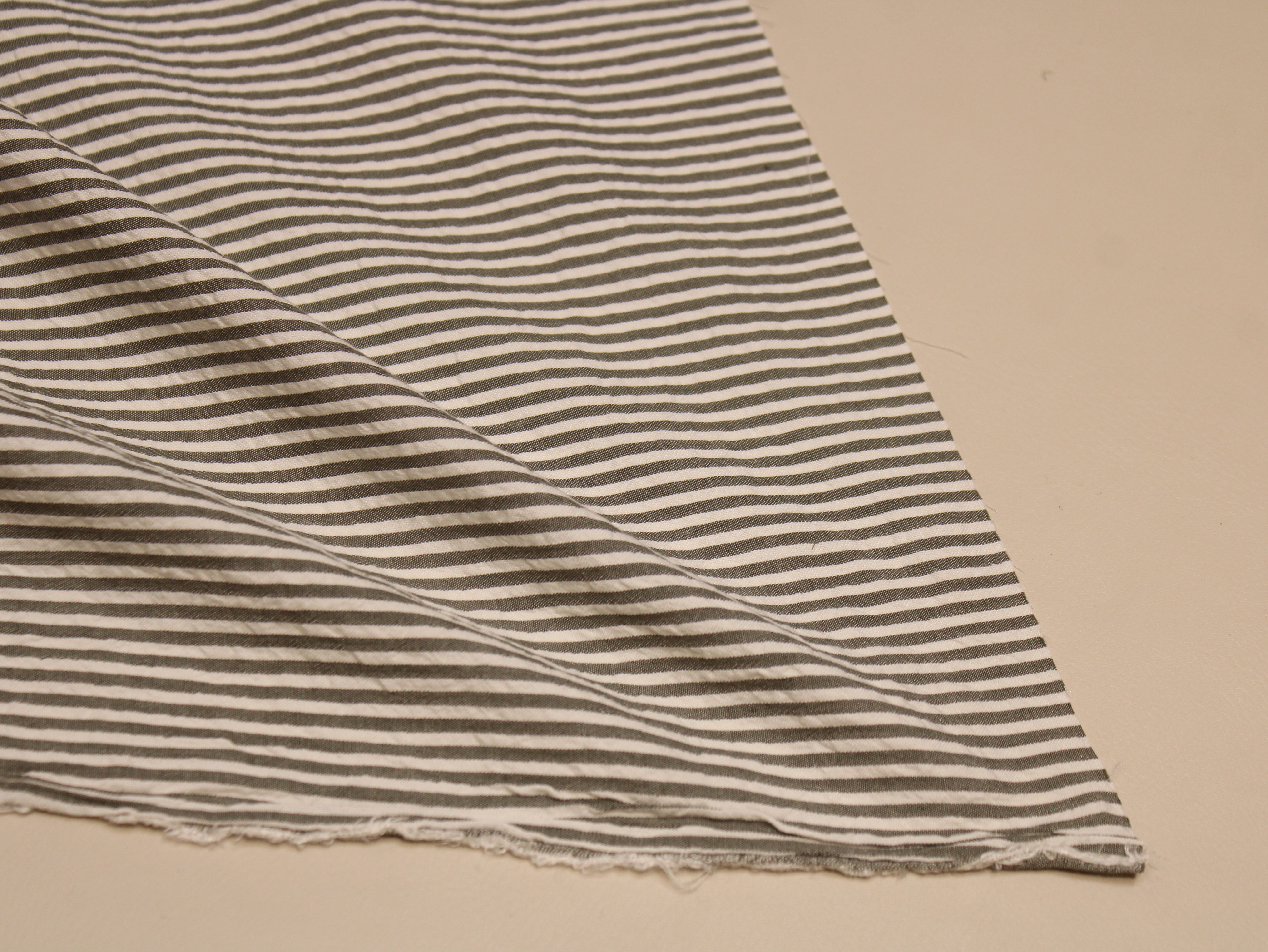 Tissu Seersucker Pur Coton Lavé Qualité 44 Pouces | Seersucker À Carreaux