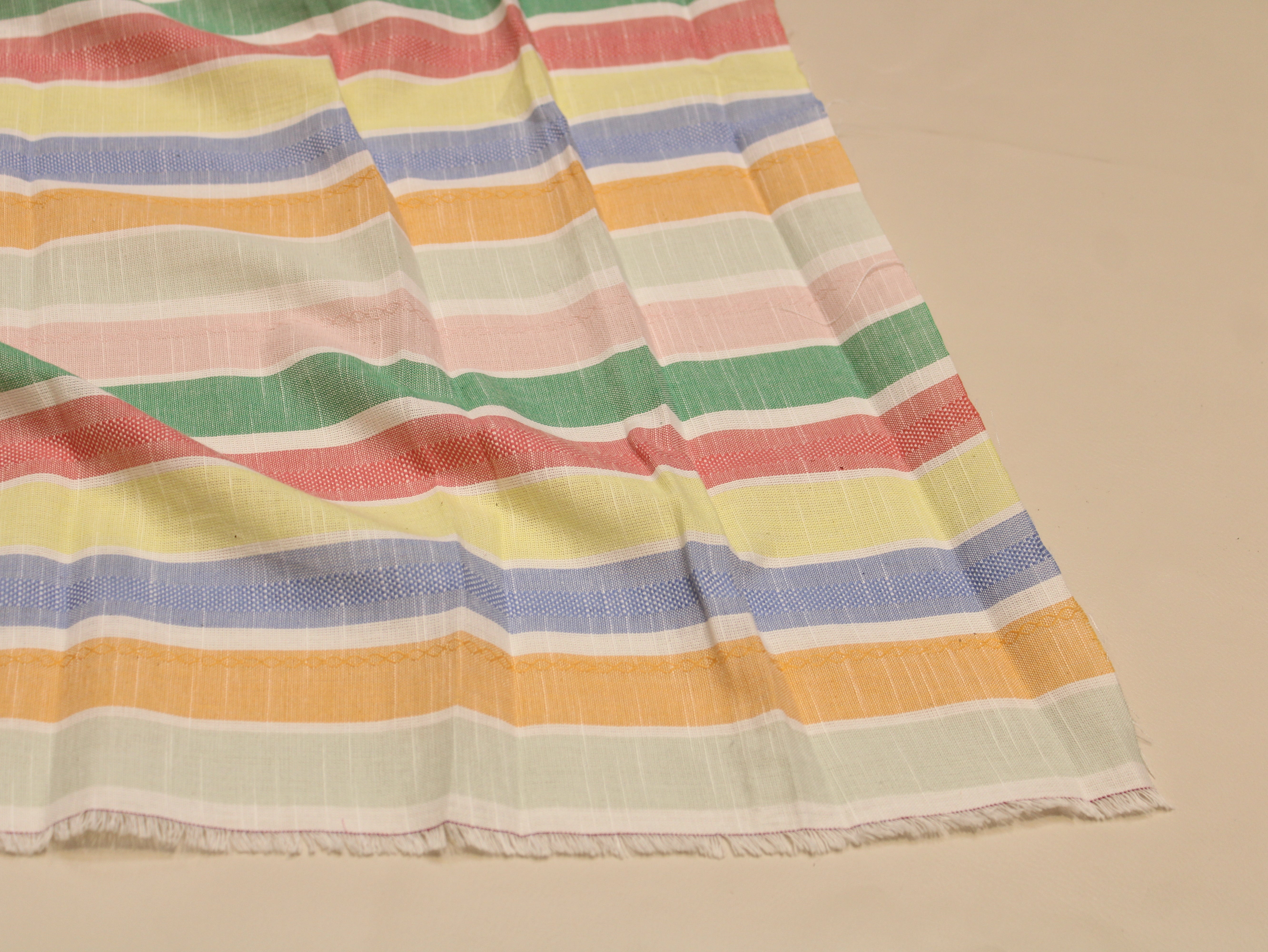 Tissu Seersucker Pur Coton Lavé Qualité 44 Pouces | Seersucker À Carreaux
