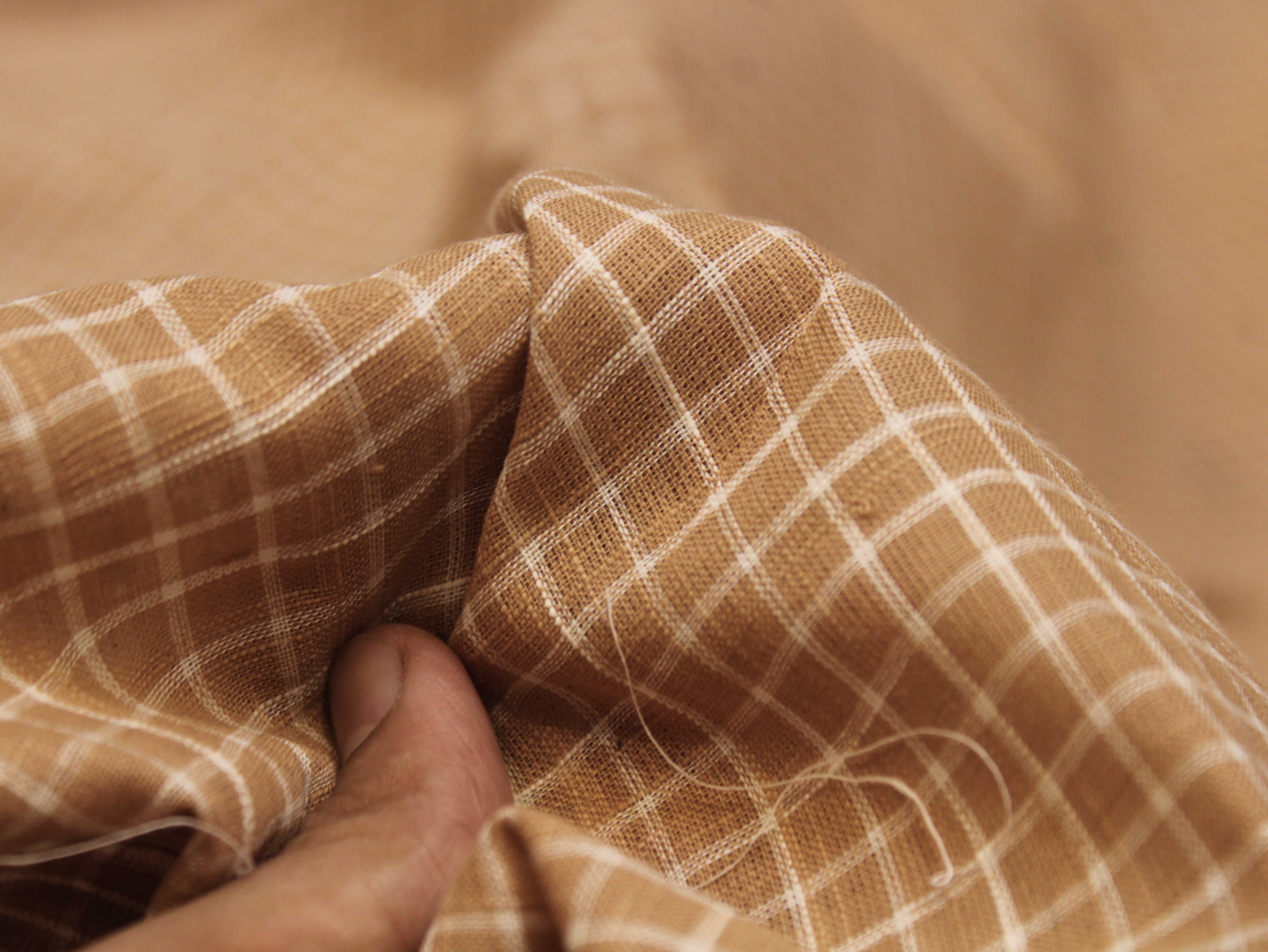 Pure Cotton Handloom Finish Non-Washed Yarn Dyed Check Fabric 44 Inch | Tan & Cream Gingham