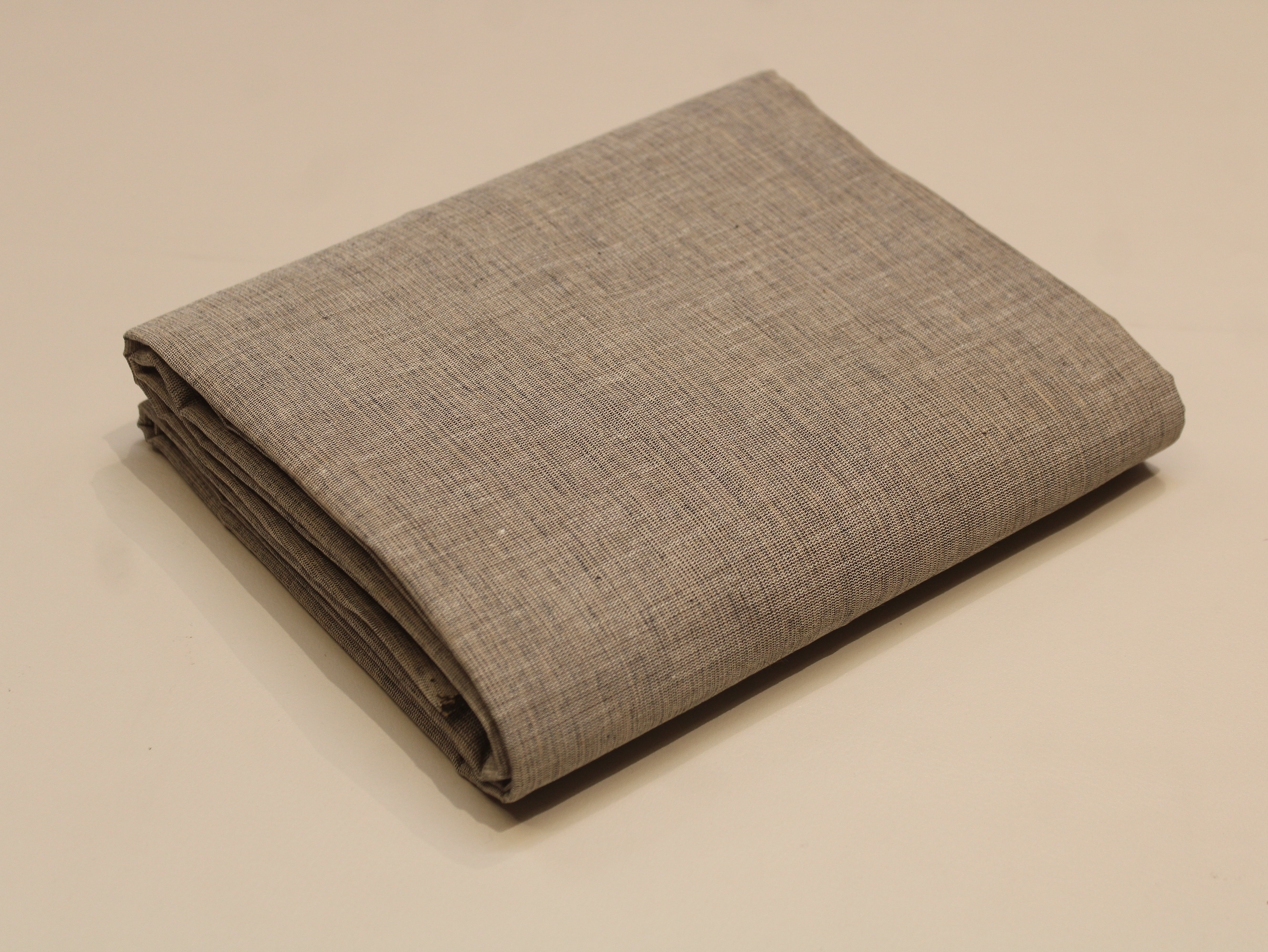 Tissu uni de coton pur tissé à la main, 112 cm de large - Bleu marine