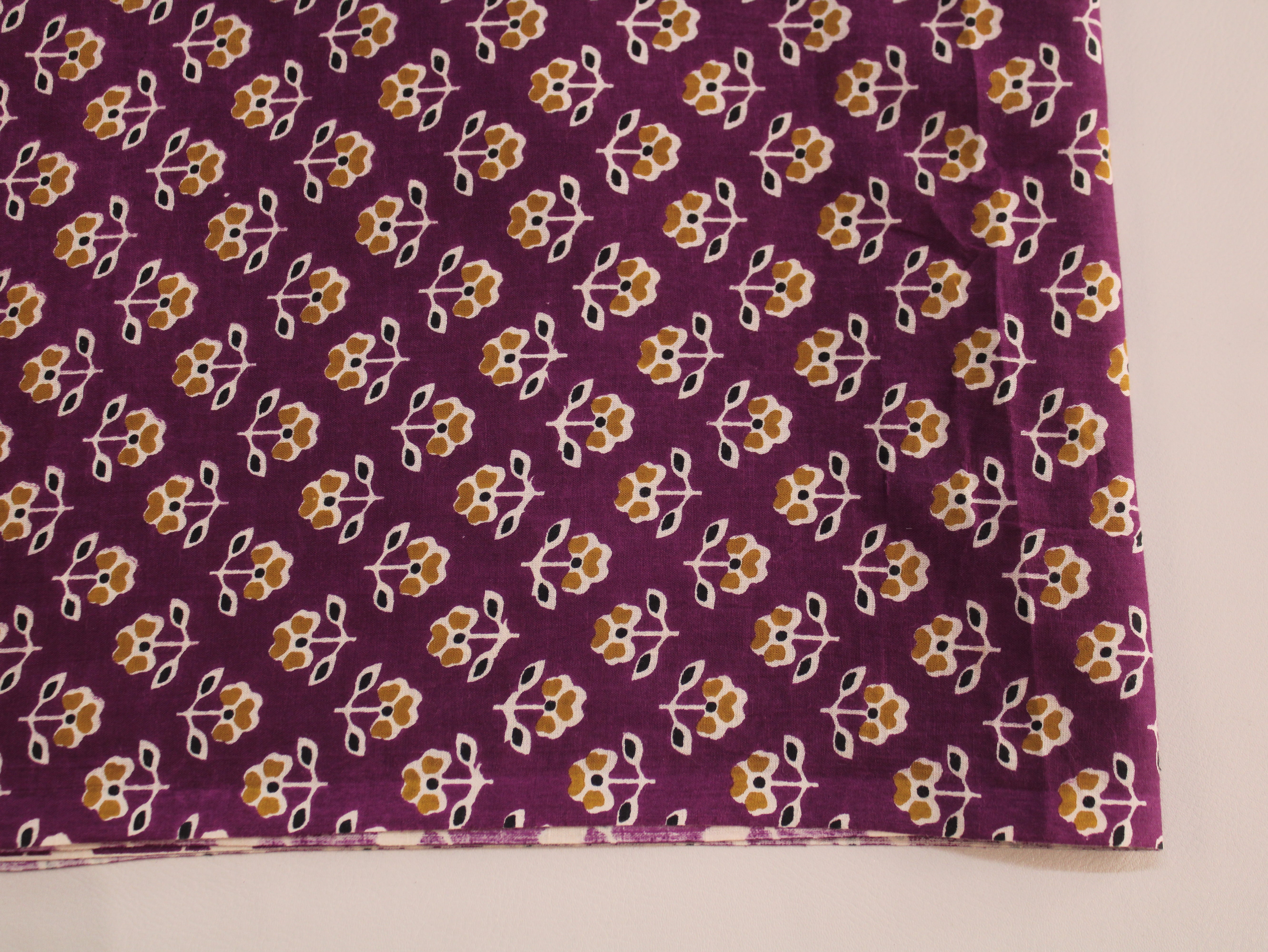 Tissu Imprimé Premium Pur Coton Laize 112 cm