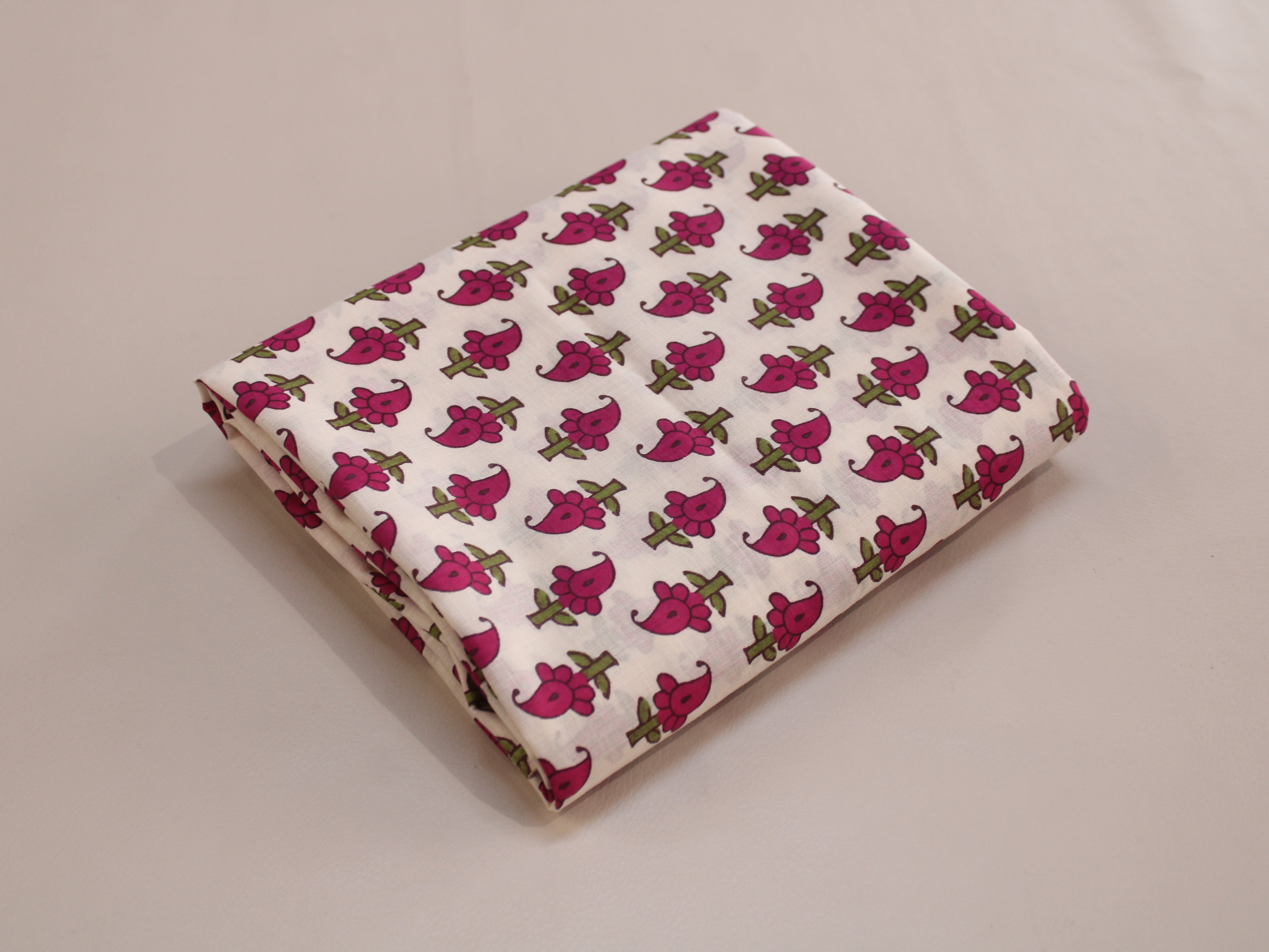 Tissu Imprimé Premium Pur Coton Laize 112 cm