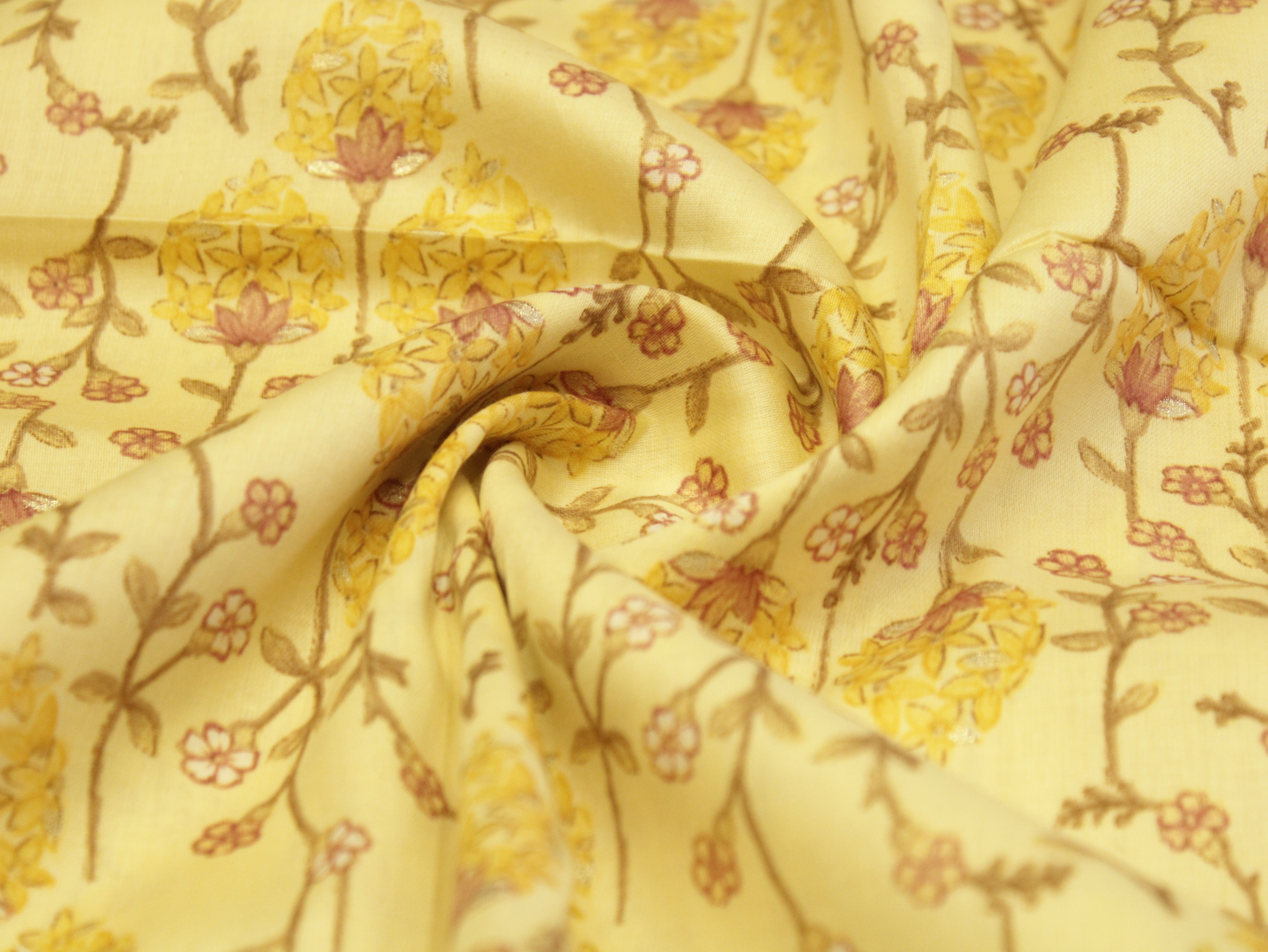 Premium Giza Pure Cotton Print Fabric