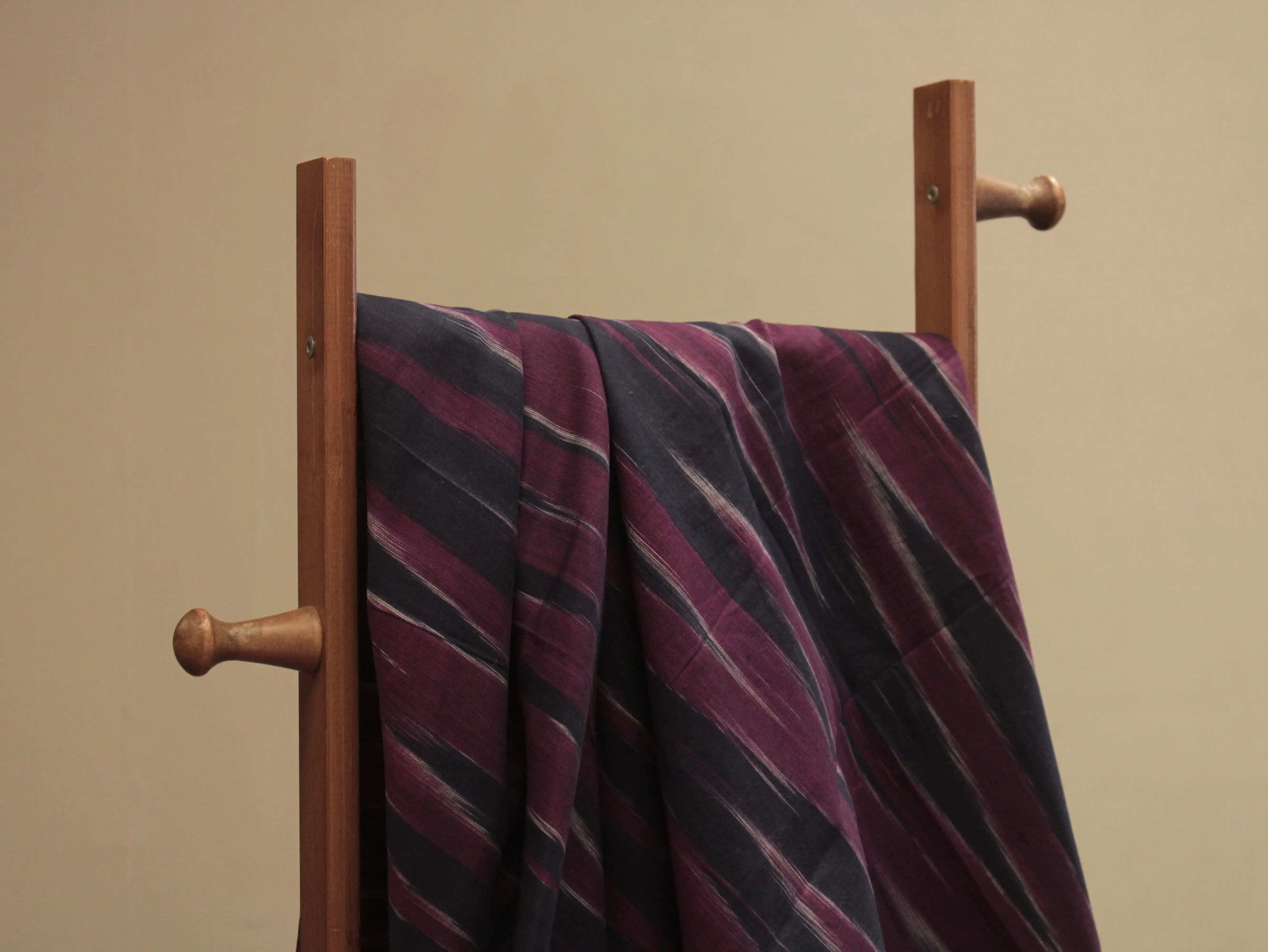 Mfoks : Handloom Pure Cotton Woven Fabric - Wine