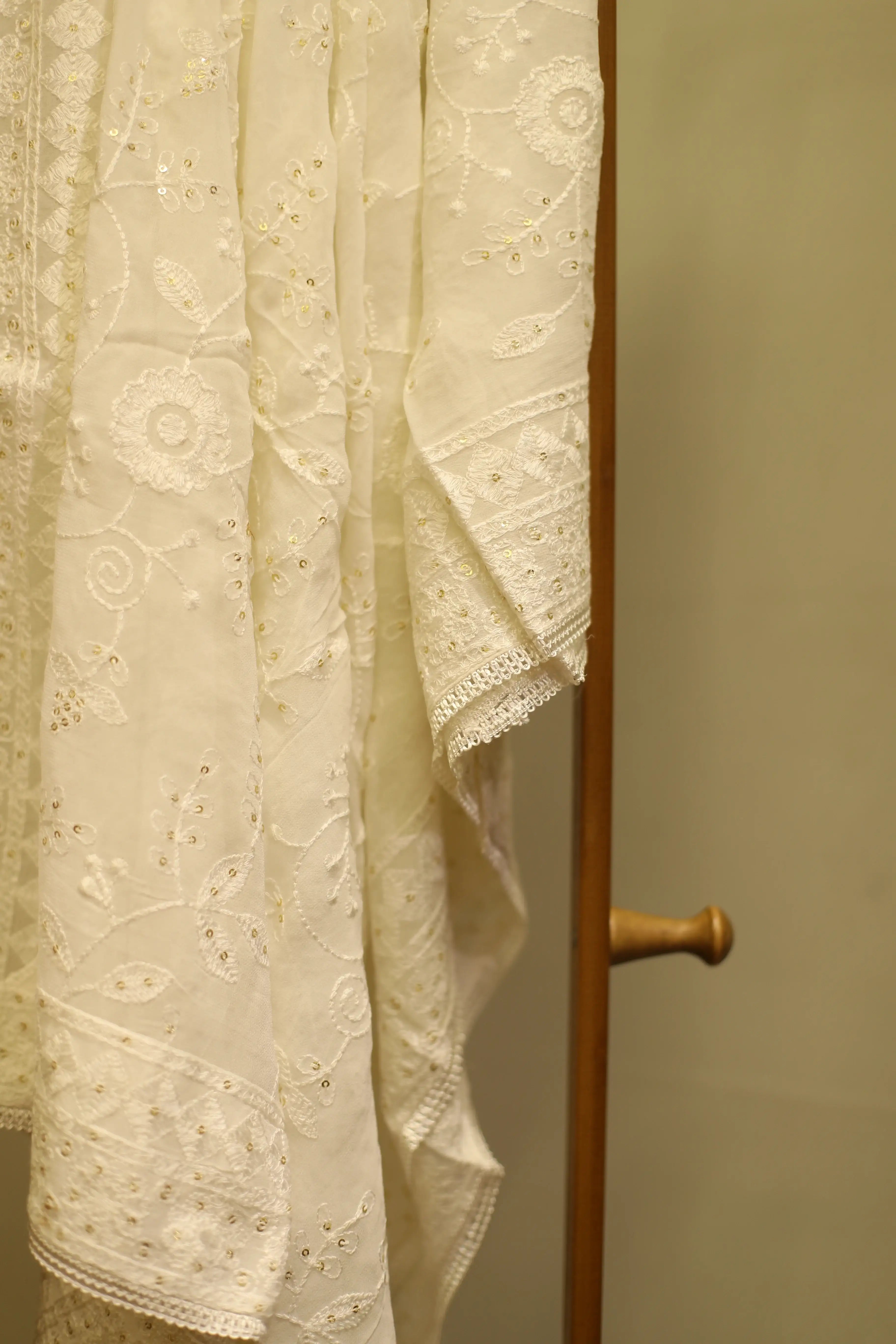 Pure Georgette Mirror & Thread Work Dupatta - White Dyeable