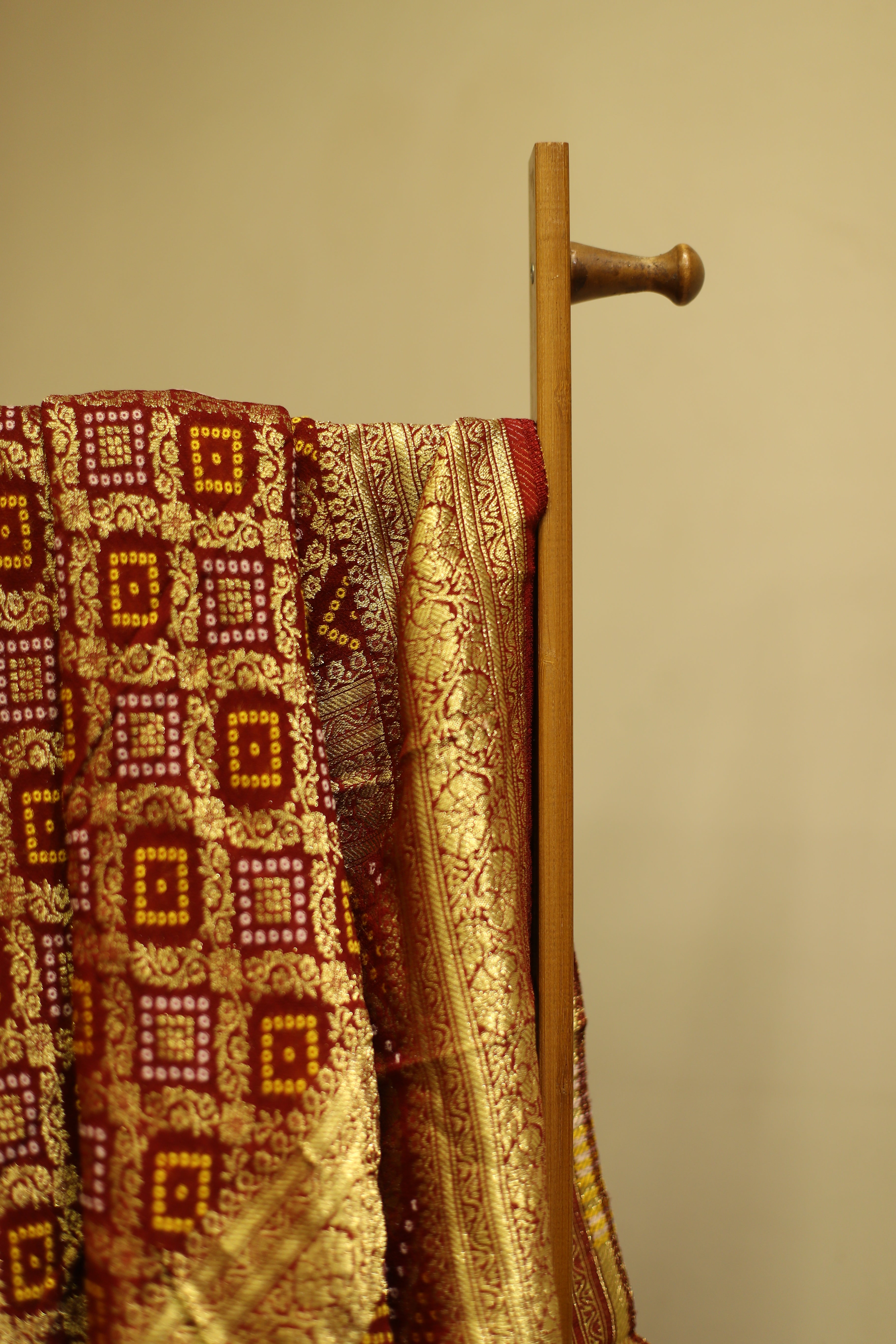 Gharchola Zari Woven Pure Georgette Dupatta - Maroon