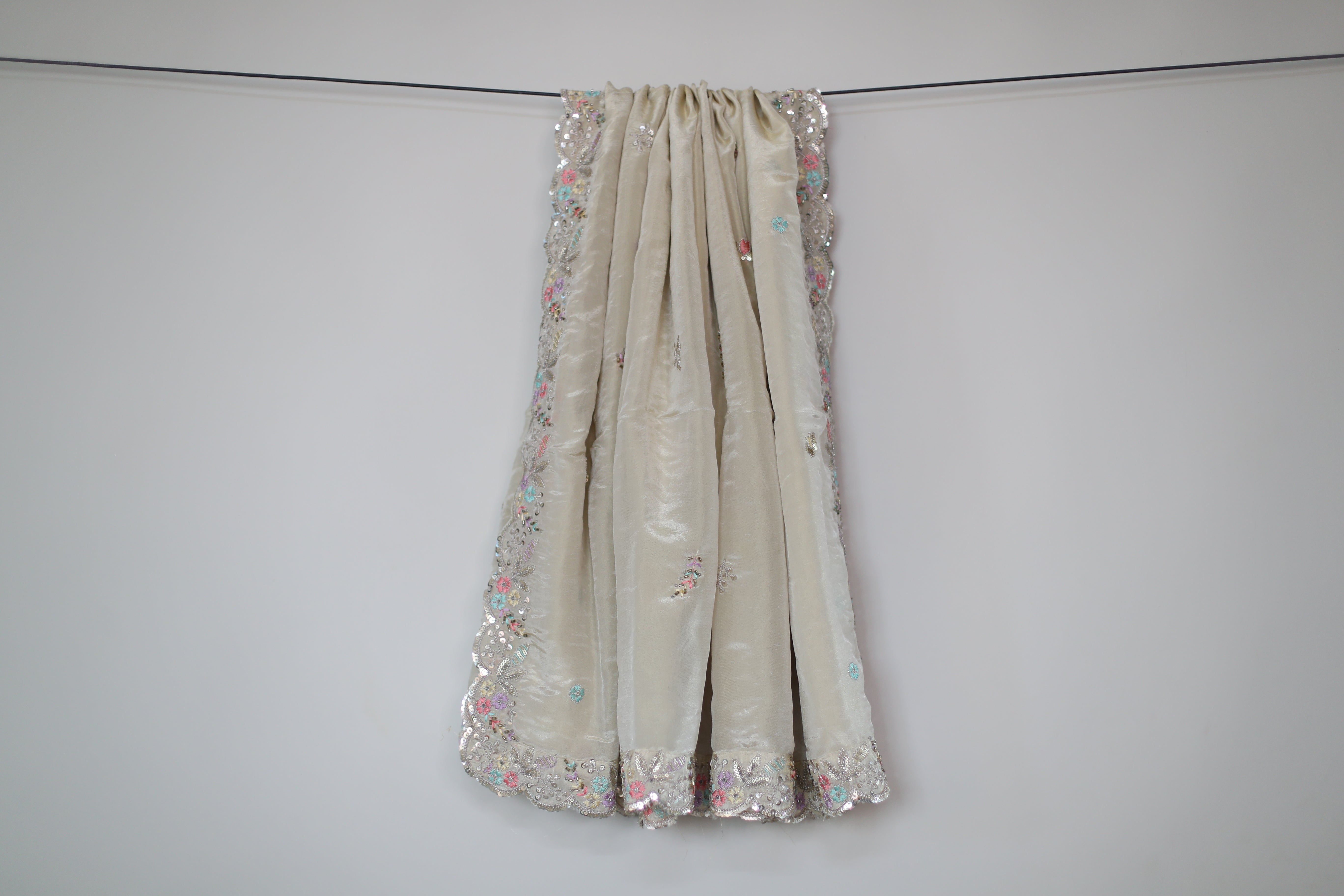 Ivory Tissue Multi-Thread Cutdana Work Dupatta
