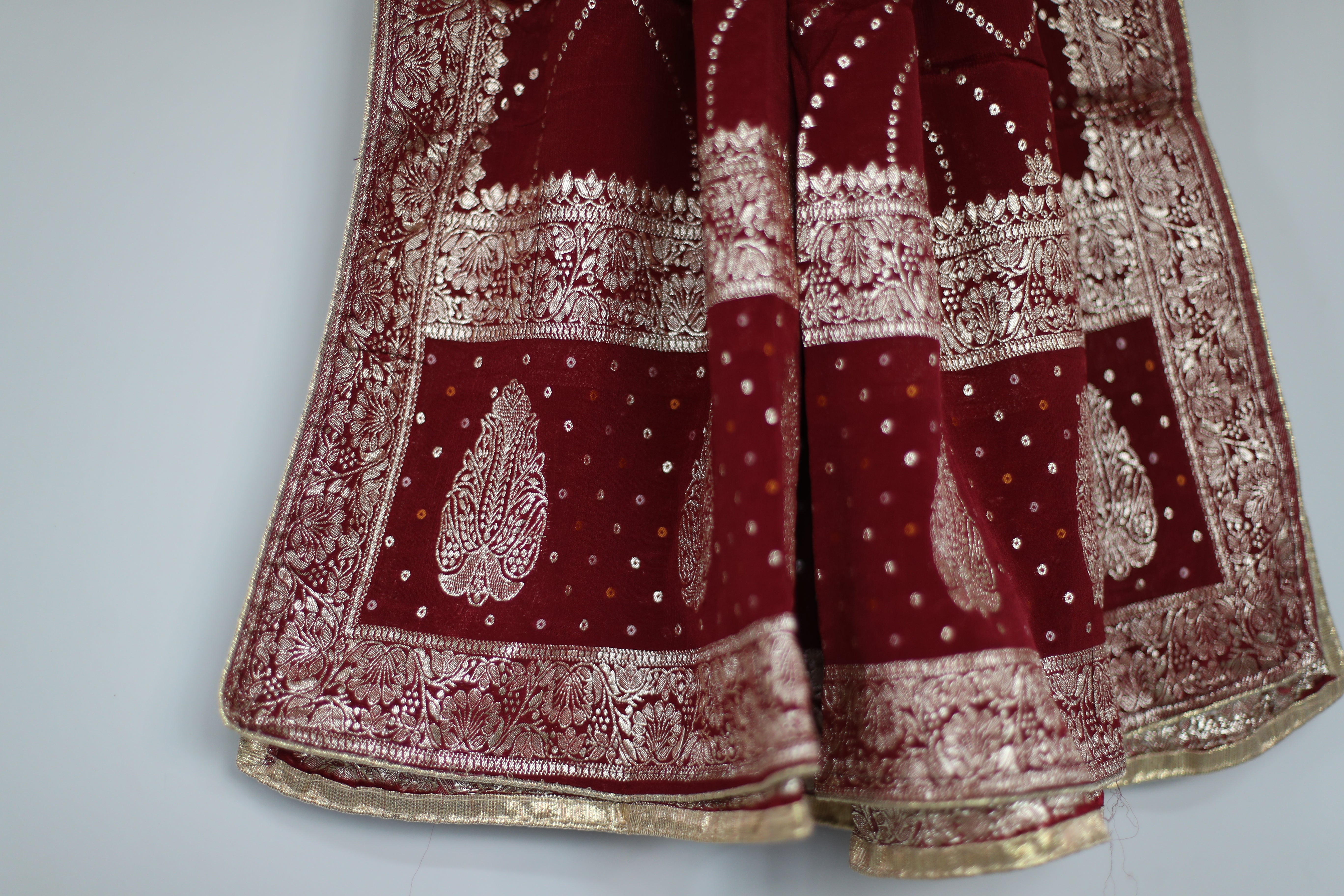 Pure Chinon Bandhini Banarasi Dupatta - Maroon