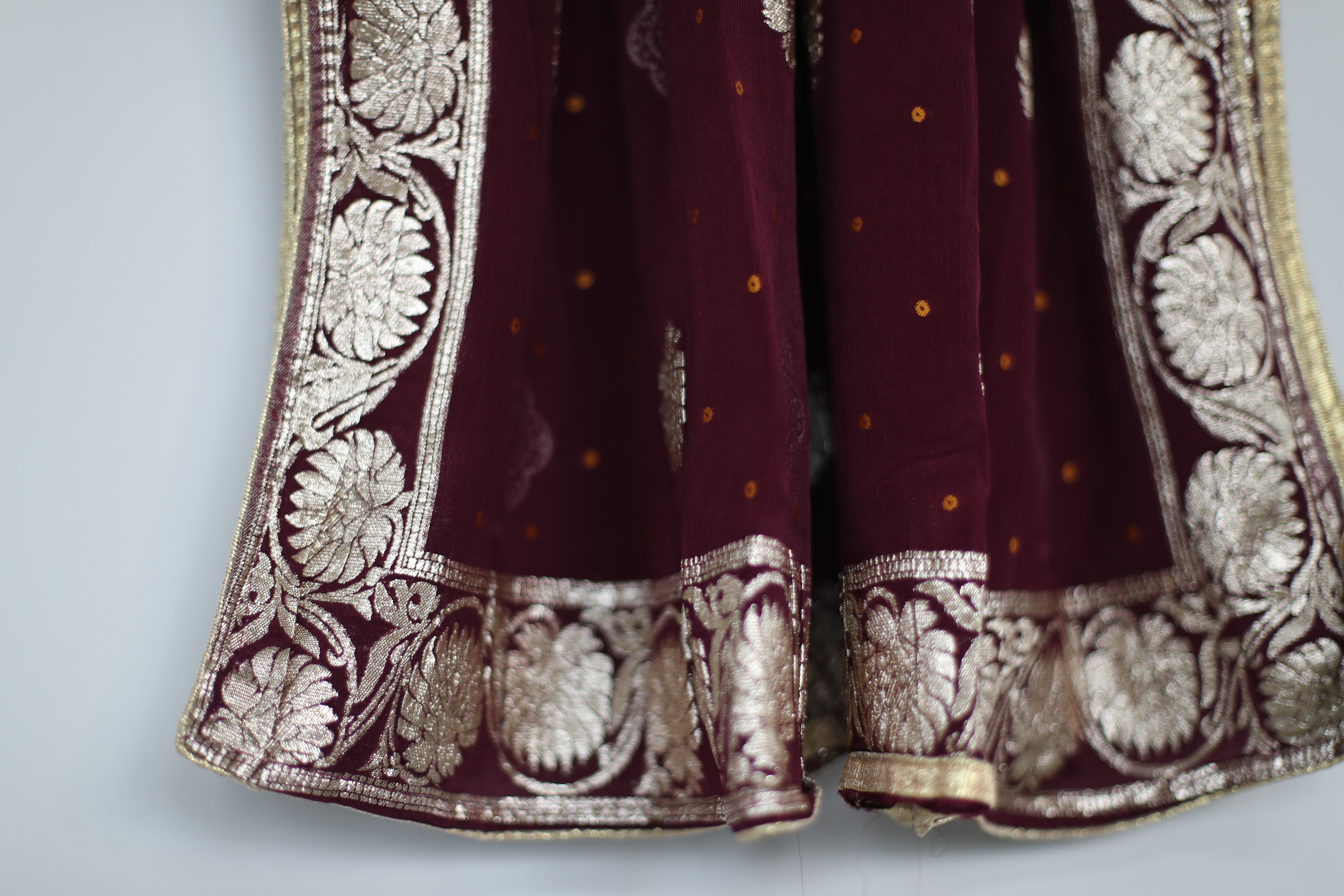 Pure Chinon Bandhini Banarasi Dupatta - Wine