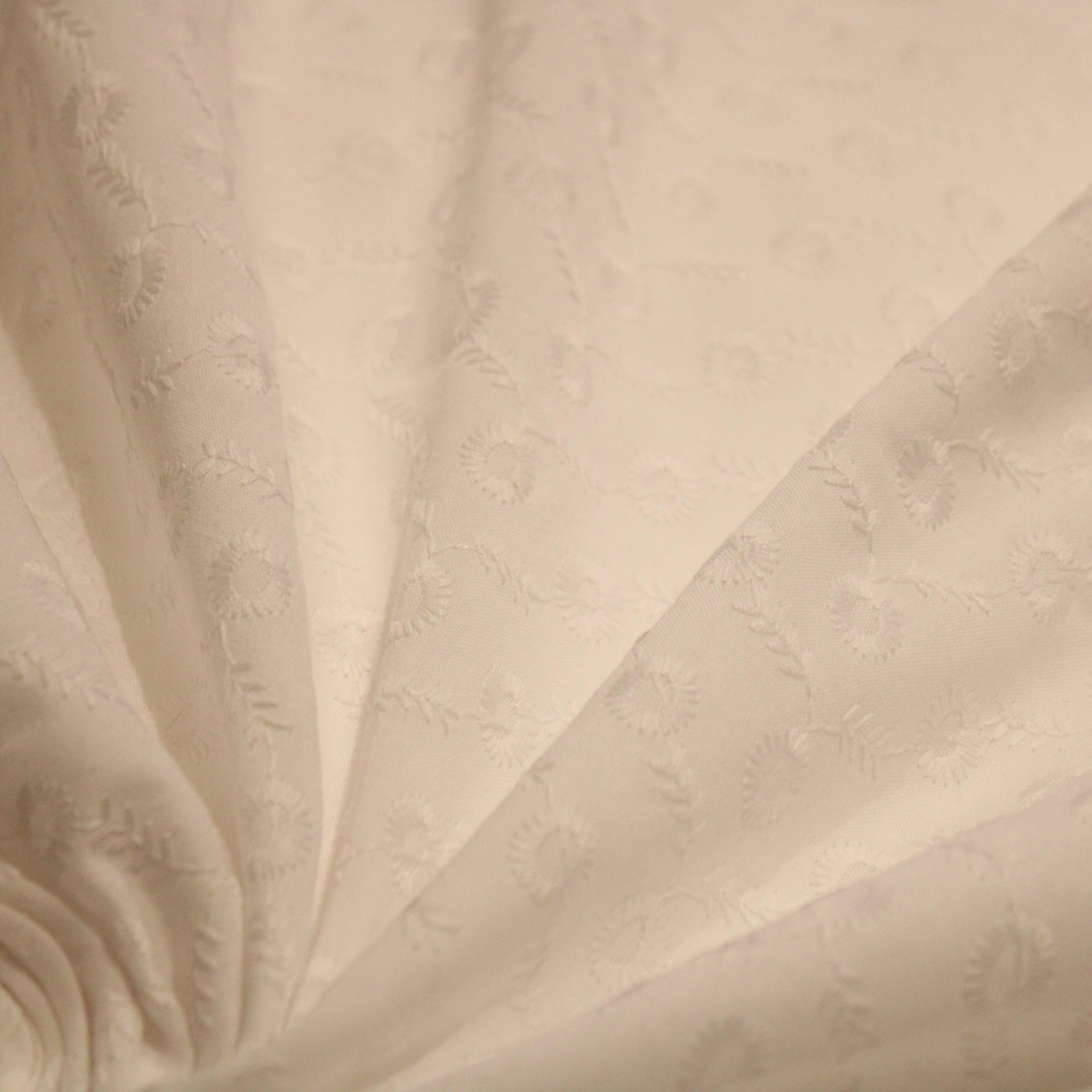 Dream weave - Natural Cotton White Embroidery Fabric - M'Foks