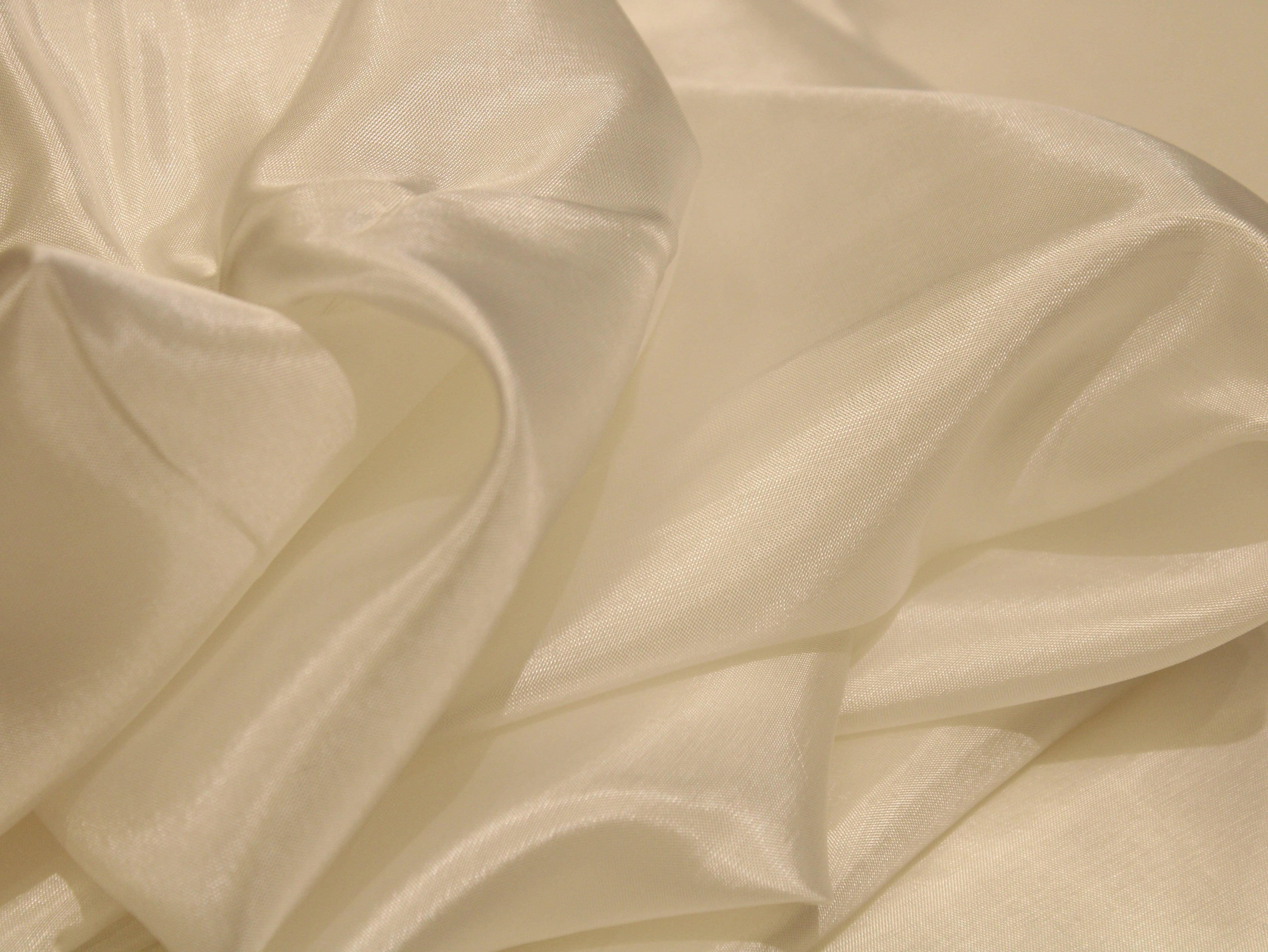 Dyeable Upada Silk Fabric - M'Foks