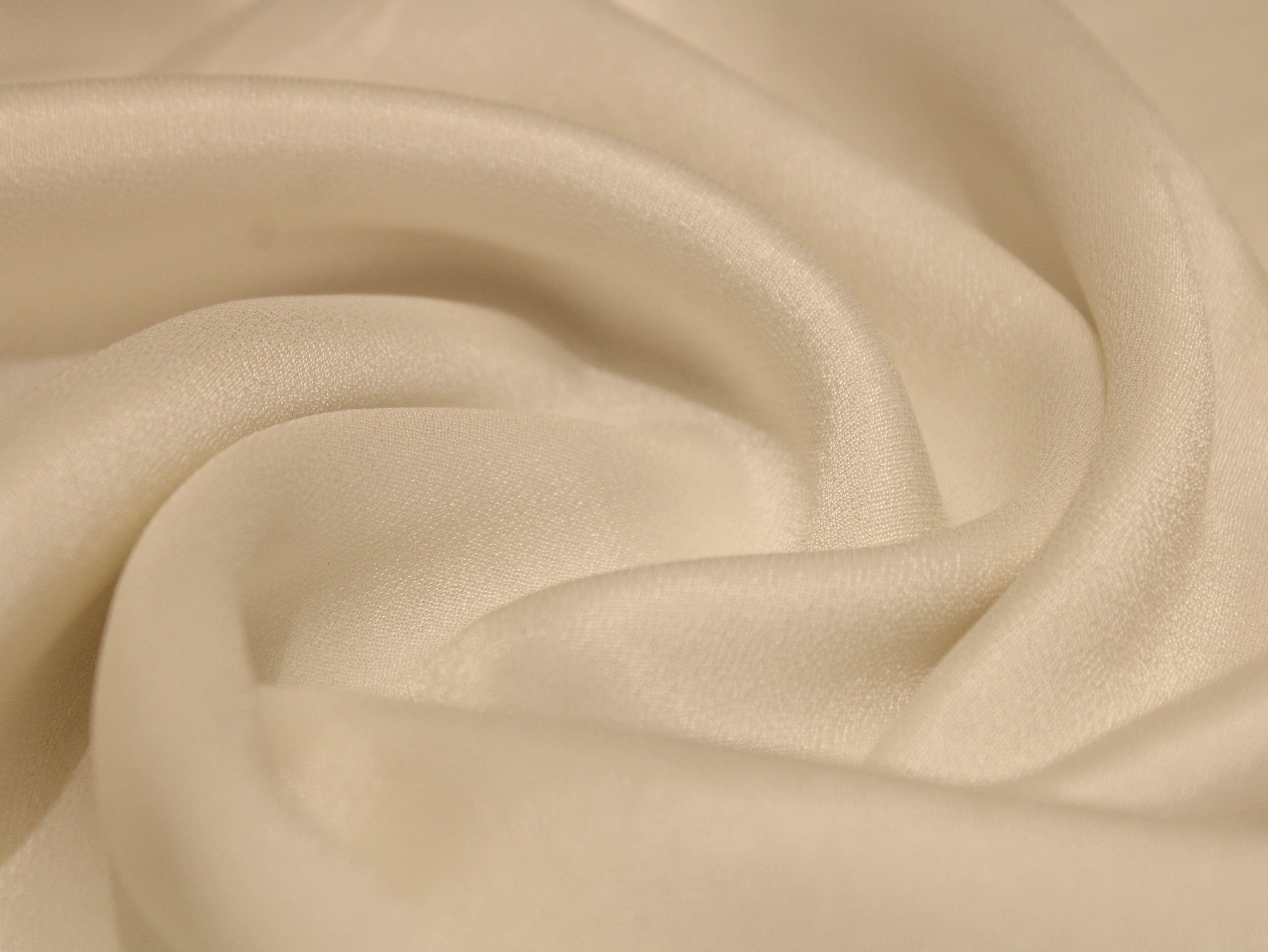 Plain White Dyeable Silk Feel Georgette Fabric - M'Foks