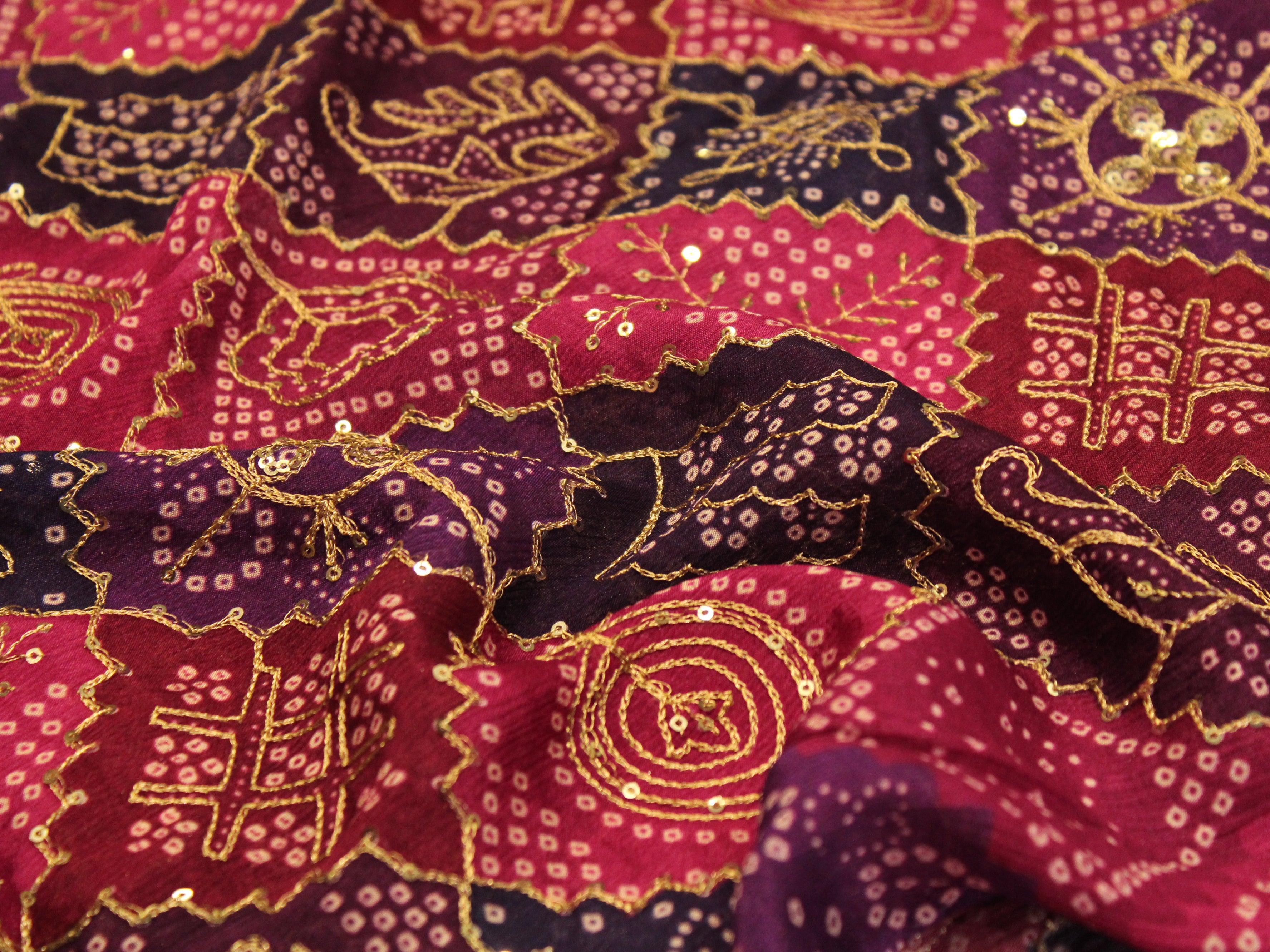 Stage: Vintage Chinon Bandhini Fabric - Rani - M'Foks